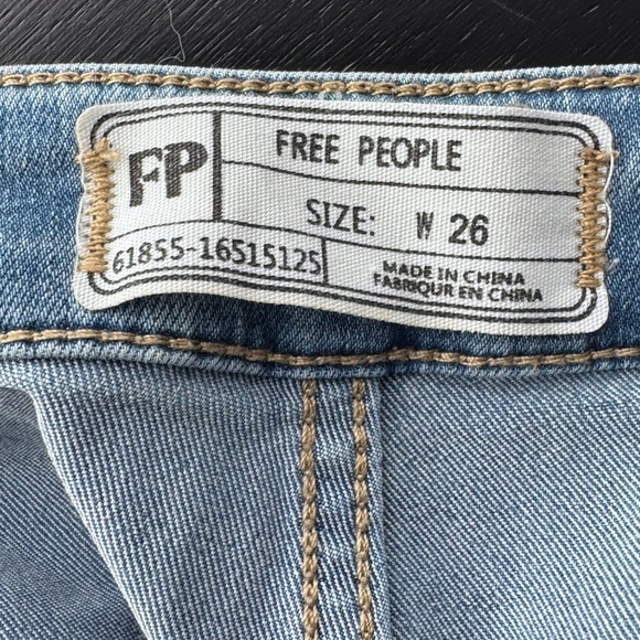 FREE PEOPLE Light Denim Super Wide Blue Jeans - Picture 3 of 10